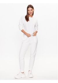 Guess Bluza O3YQ01 KBS91 Biały Regular Fit. Kolor: biały. Materiał: bawełna #5