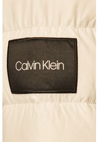 Calvin Klein - Kurtka puchowa. Typ kołnierza: kaptur. Kolor: kremowy. Materiał: puch #6