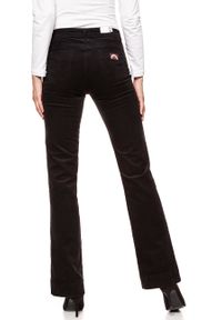 Wrangler - DAMSKIE SPODNIE SZTRUKSOWE WRANGLER FLARE BLACK W233EK100 112127837. Materiał: sztruks. Sezon: lato #9