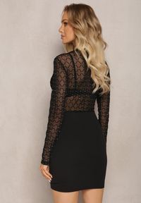 Renee - Czarna Dopasowana Sukienka Mini z Górą z Siateczki Ozdobniej Cyrkoniami Luwanes. Kolor: czarny. Materiał: tkanina. Długość rękawa: długi rękaw. Długość: mini