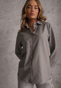 Renee - Czarna Koszula z Bawełną w Prążki ze Zdobionymi Guzikami Mirasea. Kolor: czarny. Materiał: bawełna. Wzór: prążki, aplikacja. Styl: elegancki #1