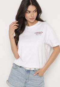 Born2be - Biało-Czerwony Bawełniany T-shirt Typu Oversize z Nadrukiem i Napisem Fillana. Okazja: na co dzień. Kolor: biały. Materiał: bawełna. Wzór: napisy, nadruk. Styl: casual