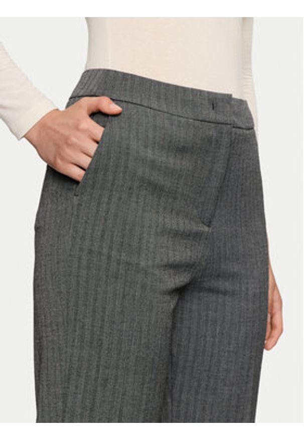 Marc O'Polo Chinosy 408 0262 10435 Szary Slim Fit. Kolor: szary. Materiał: syntetyk, wiskoza