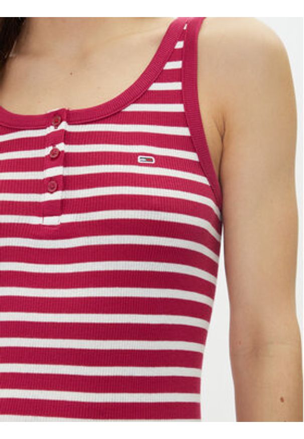 Tommy Jeans Sukienka codzienna Essential DW0DW19447 Czerwony Slim Fit. Okazja: na co dzień. Kolor: czerwony. Materiał: bawełna. Typ sukienki: proste. Styl: casual