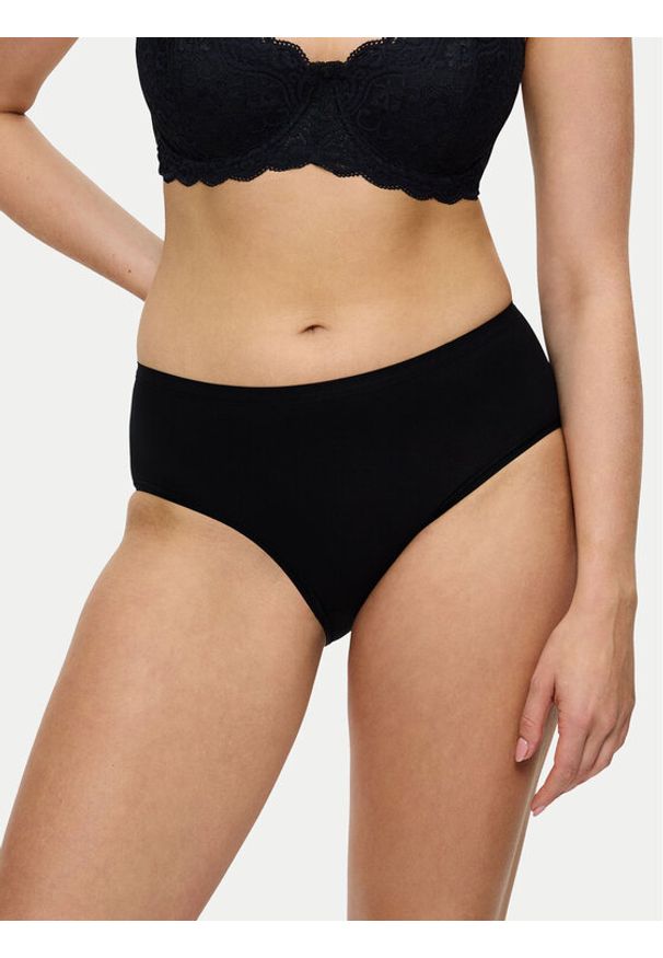 Triumph Figi klasyczne z wysokim stanem Sense Of Cotton 10224970 Czarny. Stan: podwyższony. Kolor: czarny. Materiał: bawełna