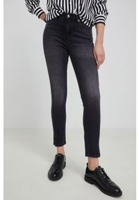 Calvin Klein Jeans Jeansy damskie medium waist. Kolor: szary