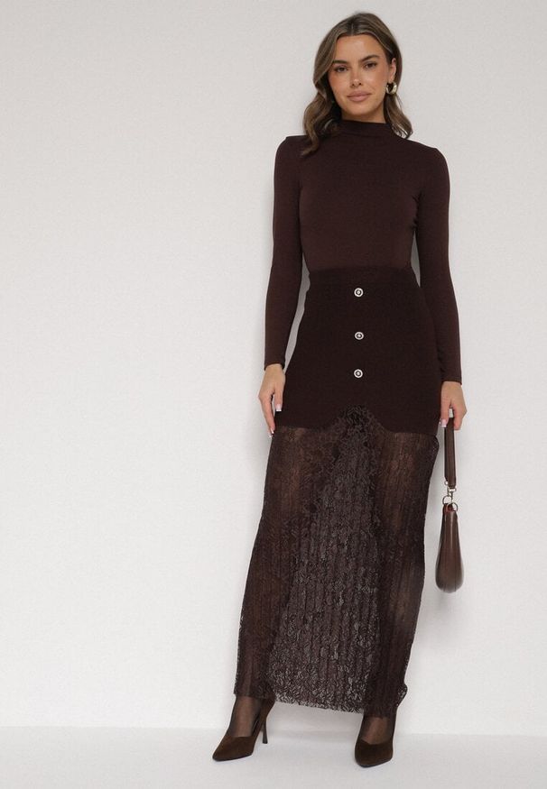 Born2be - Brązowa Dzianinowa Spódnica z Wiskozą Zdobiona Koronką i Guzikami Sewora. Okazja: na co dzień. Kolor: brązowy. Materiał: wiskoza, dzianina, koronka. Wzór: aplikacja, koronka. Styl: casual, klasyczny