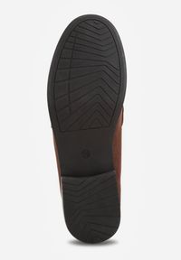 Renee - Brązowe Mokasyny z Imitacji Zamszu z Aplikacją w Kształcie Kokardy z Frędzlami Edea. Kolor: brązowy. Materiał: zamsz. Wzór: aplikacja. Styl: boho #6