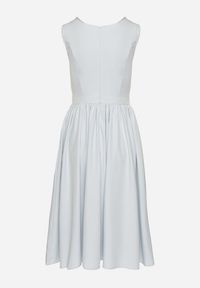 Born2be - Niebieska Klasyczna Rozkloszowana Sukienka Vices Tolissela. Okazja: na co dzień. Kolor: niebieski. Wzór: aplikacja, gładki. Styl: klasyczny #6