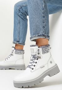 Born2be - Białe Traperki Sznurowane Kolmi. Nosek buta: okrągły. Kolor: biały. Materiał: futro, skóra. Sezon: jesień, zima #3