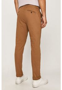 Tailored & Originals - Spodnie. Kolor: beżowy. Materiał: tkanina. Wzór: gładki #3