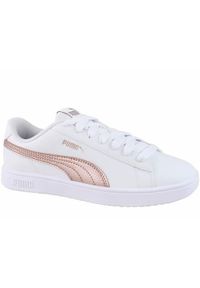 Buty do chodzenia dla dzieci Puma Rickie Classic Jr. Kolor: biały. Materiał: materiał, syntetyk. Szerokość cholewki: normalna. Sport: turystyka piesza