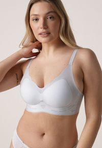 Born2be - Niebieski Usztywniany Biustonosz Bezszwowy Bez Fiszbin Pretiona. Kolor: niebieski. Materiał: materiał #1