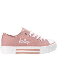 Buty Lee Cooper W LCW-23-31-1804LA różowe. Okazja: na co dzień. Zapięcie: sznurówki. Kolor: różowy. Materiał: guma, materiał. Szerokość cholewki: normalna. Styl: casual, klasyczny