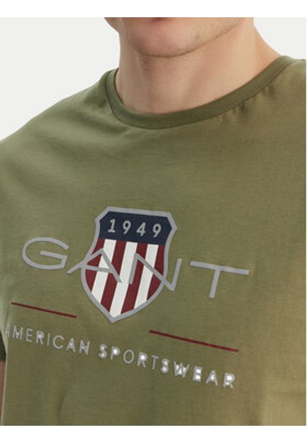 GANT - Gant T-Shirt Archive Shield 2003199 Zielony Regular Fit. Kolor: zielony. Materiał: bawełna