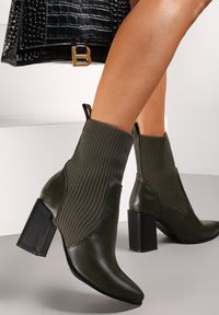 Renee - Zielone Botki Tristn. Wysokość cholewki: za kostkę. Nosek buta: szpiczasty. Kolor: zielony. Materiał: prążkowany, materiał. Szerokość cholewki: normalna. Obcas: na obcasie. Styl: elegancki. Wysokość obcasa: średni #1