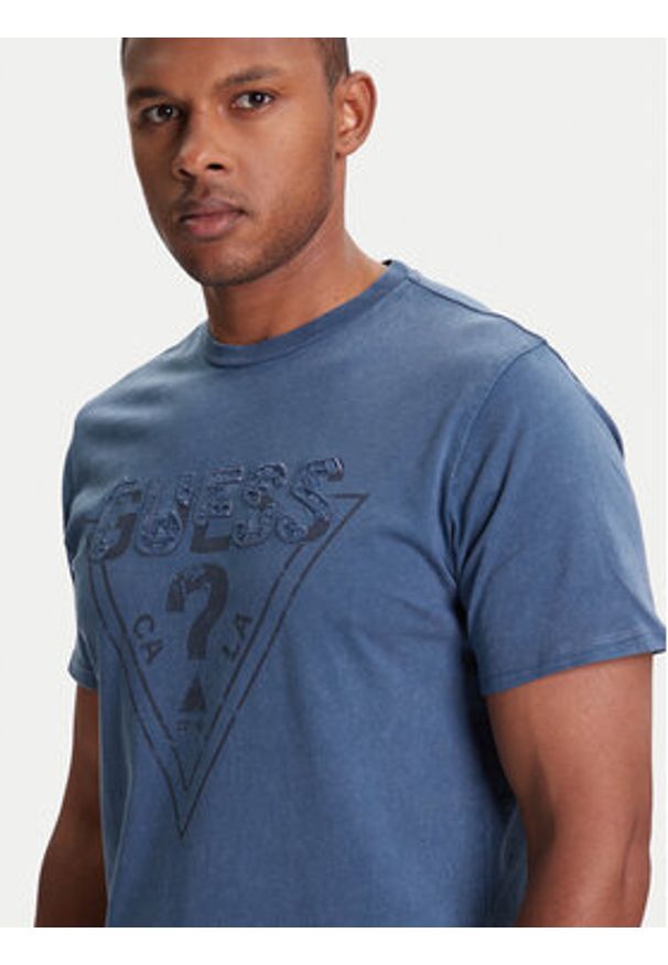 Guess T-Shirt M5YI42 KBW41 Granatowy Regular Fit. Kolor: niebieski. Materiał: bawełna