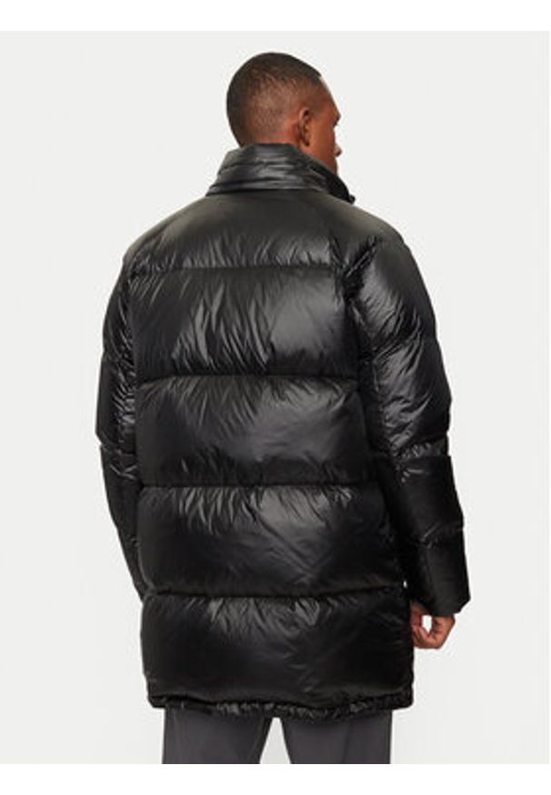 Blauer Kurtka puchowa 24WBLUK03323 Czarny Regular Fit. Kolor: czarny. Materiał: syntetyk