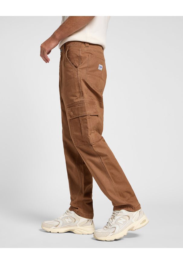 Lee - MESKIE SPODNIE MATERIAŁOWE LEE CARGO PANT BURLWOOD 112364175. Materiał: materiał
