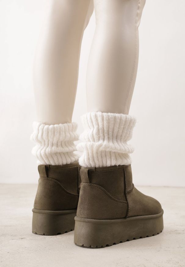 Born2be - Zielone Krótkie Śniegowce na Platformie Lysindra. Kolor: zielony. Materiał: zamsz, futro, jeans, wełna. Sezon: zima. Obcas: na platformie. Styl: elegancki, klasyczny