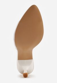 Renee - Białe Koronkowe Klapki na Szpilce Lyvete. Kolor: biały. Materiał: koronka. Wzór: haft, koronka. Obcas: na szpilce. Styl: elegancki #9