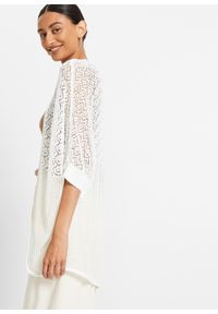 bonprix - Długi kardigan w ażurowy wzór. Kolor: biały. Długość rękawa: krótki rękaw. Długość: długie. Wzór: ażurowy #1