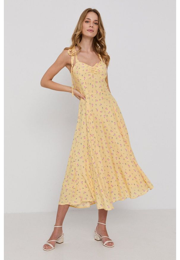 BARDOT - Bardot - Sukienka. Kolor: żółty. Materiał: tkanina. Długość rękawa: na ramiączkach. Typ sukienki: rozkloszowane. Długość: midi