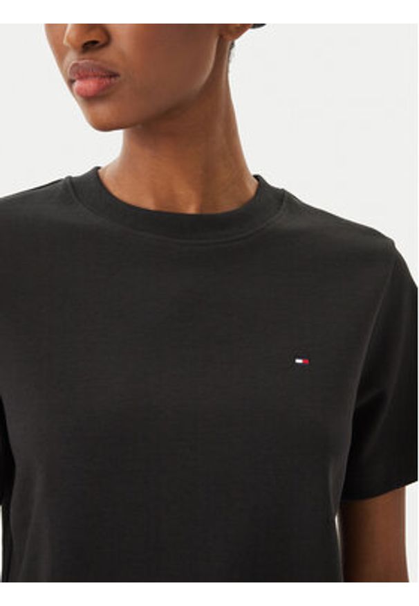 TOMMY HILFIGER - Tommy Hilfiger T-Shirt WW0WW49646 Czarny Boxy Fit. Kolor: czarny. Materiał: bawełna