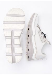 Sneakersy damskie białe On Running Cloudaway. Okazja: na co dzień. Zapięcie: sznurówki. Kolor: biały. Materiał: guma, materiał. Szerokość cholewki: normalna. Sport: bieganie #3