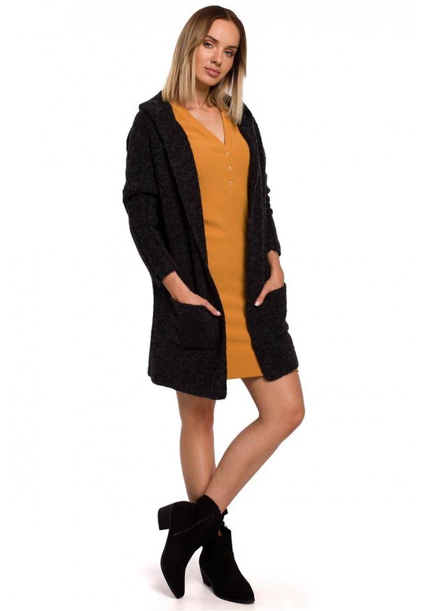 Czarny sweter MOE ze splotem