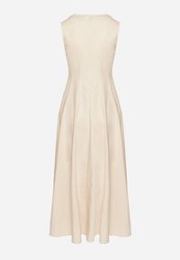 Born2be - Jasnobeżowa Rozkloszowana Sukienka Bez Rękawów z Wiskozą Noravetta. Okazja: na wesele, na co dzień, na ślub cywilny. Kolor: beżowy. Materiał: wiskoza. Długość rękawa: bez rękawów. Typ sukienki: proste. Styl: elegancki, casual, klasyczny #2