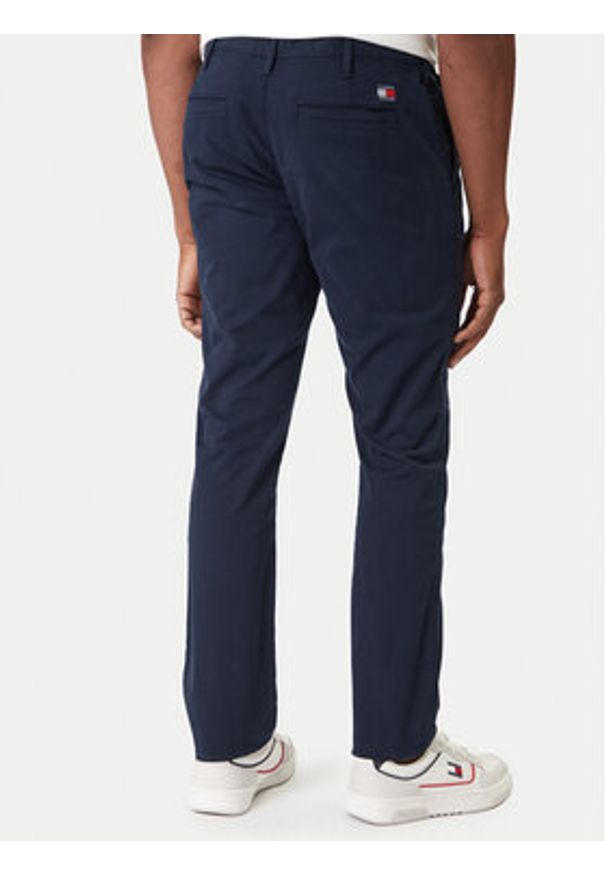 Tommy Jeans Spodnie materiałowe DM0DM22404 Granatowy Regular Fit. Kolor: niebieski. Materiał: bawełna