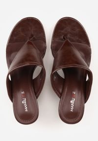 Born2be - Brązowe Klapki na Koturne w Stylu Japonek Lynnless. Okazja: na co dzień. Kolor: brązowy. Styl: casual, klasyczny, elegancki #6