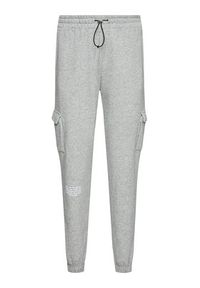 Nike Spodnie dresowe Sportswear Swoosh CZ8905 Szary Standard Fit. Kolor: szary. Materiał: bawełna, dresówka #5