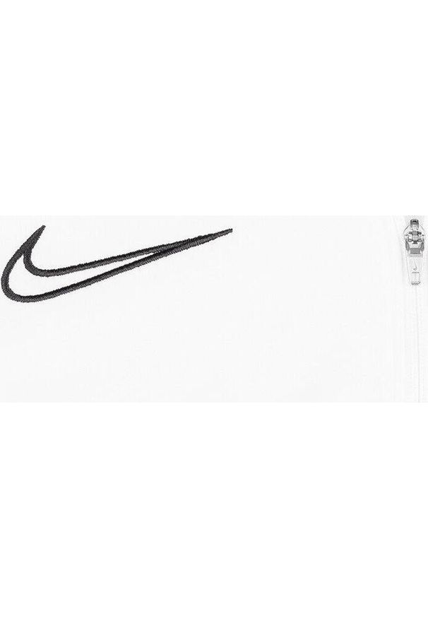 Bluza piłkarska męska Nike Academy Dri-Fit bez kaptura ze stójką na zamek. Typ kołnierza: bez kaptura, kołnierzyk stójkowy. Kolor: biały. Technologia: Dri-Fit (Nike). Sport: piłka nożna