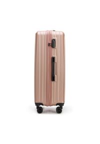 Wittchen - Duża walizka z ABS-u w ukośne paski pudrowy róż. Kolor: różowy. Materiał: poliester. Wzór: paski #5