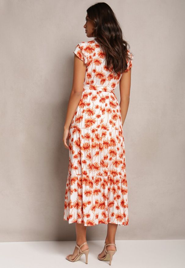 Renee - Pomarańczowa Rozkloszowana Sukienka Maxi w Kwiatowy Print z Gumką w Pasie Javiky. Typ kołnierza: kołnierz z falbankami. Kolor: pomarańczowy. Materiał: materiał. Wzór: kwiaty, nadruk. Typ sukienki: kopertowe. Długość: maxi