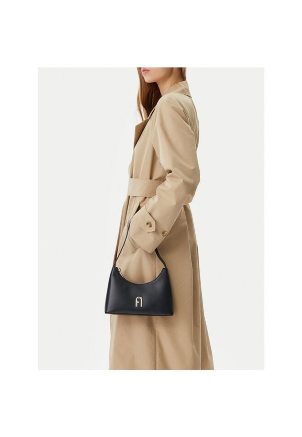 Torebka Furla. Kolor: czarny