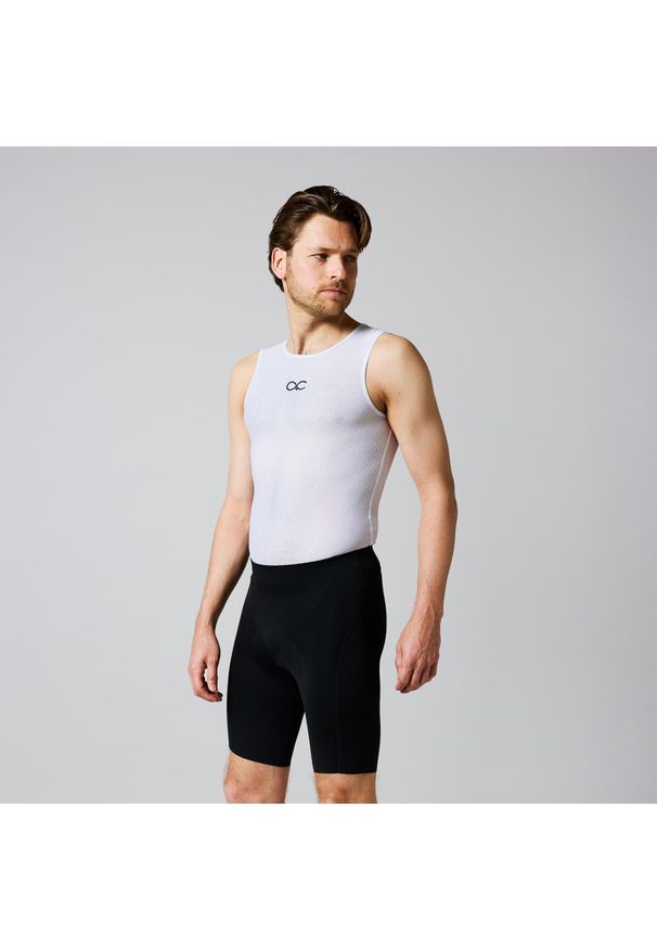 ACELERA - Krótkie spodenki kolarskie do kolarstwa górskiego. Kolor: czarny. Materiał: materiał. Długość: krótkie. Sport: kolarstwo