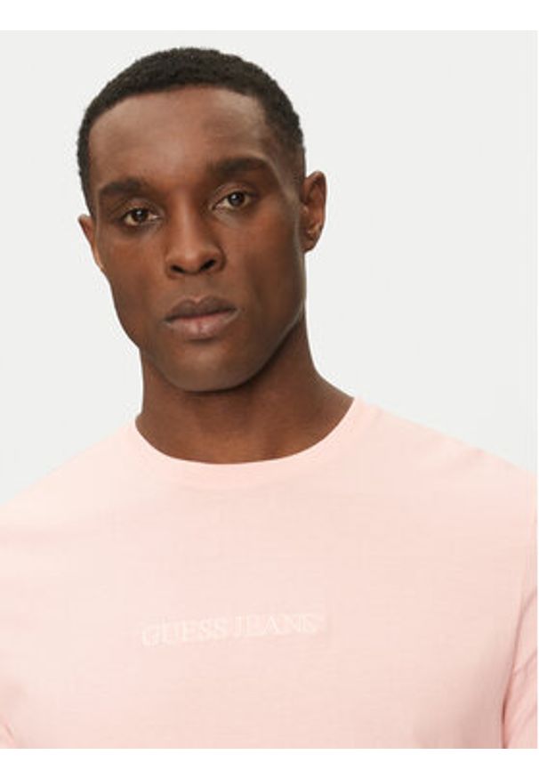 Guess Jeans T-Shirt M4YI52 K8HM0 Różowy Regular Fit. Kolor: różowy. Materiał: bawełna