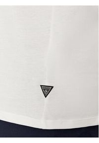 Guess T-Shirt M4GI40 K9RM1 Biały Regular Fit. Kolor: biały. Materiał: bawełna #2