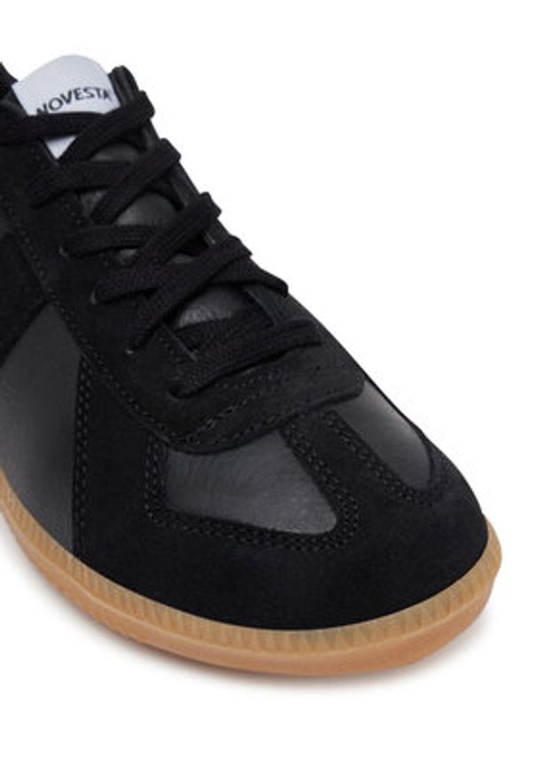 Novesta Sneakersy German Army Trainer N954007-60Y13Y003 Czarny. Kolor: czarny. Materiał: skóra
