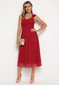 Born2be - Czerwona Sukienka na Ramiączkach z Gumką w Talii i Falbanką Watalia. Okazja: na imprezę. Kolor: czerwony. Materiał: materiał. Długość rękawa: na ramiączkach. Sezon: lato #6