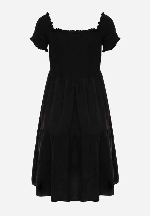 Renee - Czarna Letnia Sukienka z Bawełny o Fasonie Hiszpanki z Rozkloszowanymi Falbanami Lorania. Okazja: na co dzień. Typ kołnierza: dekolt hiszpanka. Kolor: czarny. Materiał: bawełna. Wzór: aplikacja. Sezon: lato. Styl: casual, elegancki