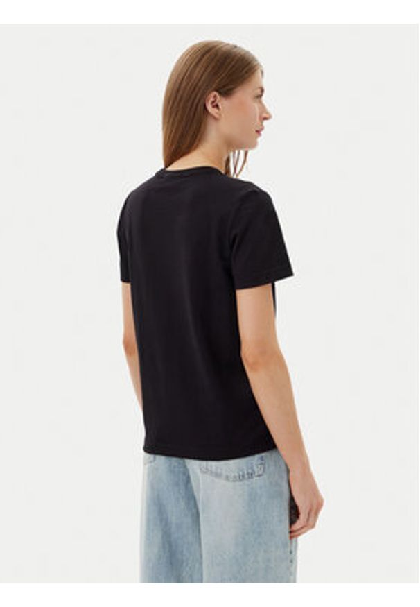 Calvin Klein Jeans T-Shirt LV047B224G Czarny Regular Fit. Kolor: czarny. Materiał: bawełna