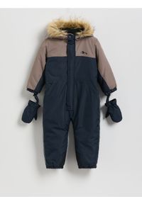 Reserved - Ocieplany kombinezon z rękawiczkami - granatowy. Kolor: niebieski. Materiał: tkanina #1