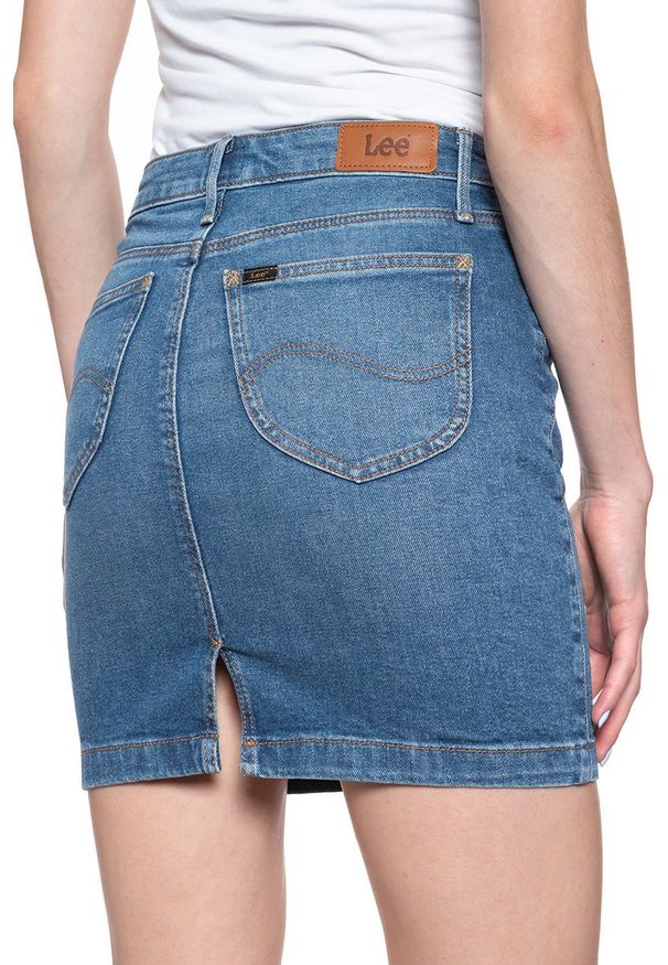 Lee - SPÓDNICA JEANSOWA LEE MID SKIRT SIMPLE FOCUS L38JLTZJ 112108227. Materiał: jeans