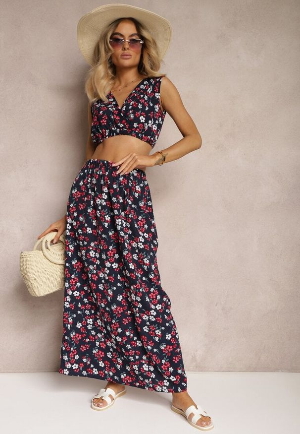 Renee - Granatowo-Czerwony Komplet Dwuczęściowy Top bez Rękawów Spódnica z Gumką w Talii w Kwiaty Dimanisa. Kolor: czerwony. Materiał: jeans. Wzór: kwiaty