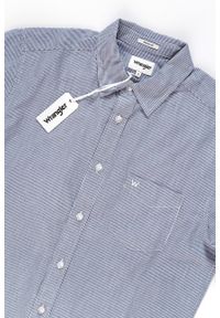 Wrangler - KOSZULA MĘSKA KRÓTKI RĘKAW WRANGLER SS 1 PKT SHIRT PEACOAT BLUE W58604M49 112129484. Materiał: materiał. Długość rękawa: krótki rękaw. Długość: krótkie #2