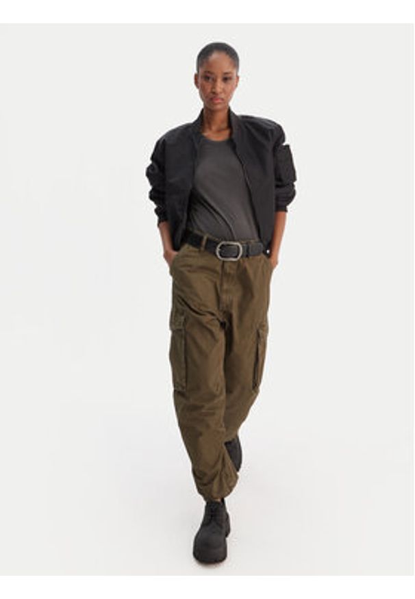 G-Star RAW - G-Star Raw Spodnie materiałowe D28756-D388 Zielony Boyfriend Fit. Kolor: zielony. Materiał: bawełna